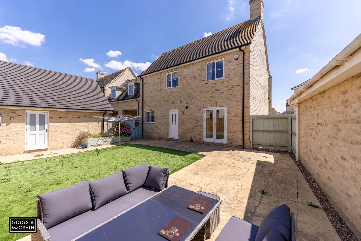 4 bed link detached house for sale in Pople Drive, Cambridgeshire  - Property Image 16