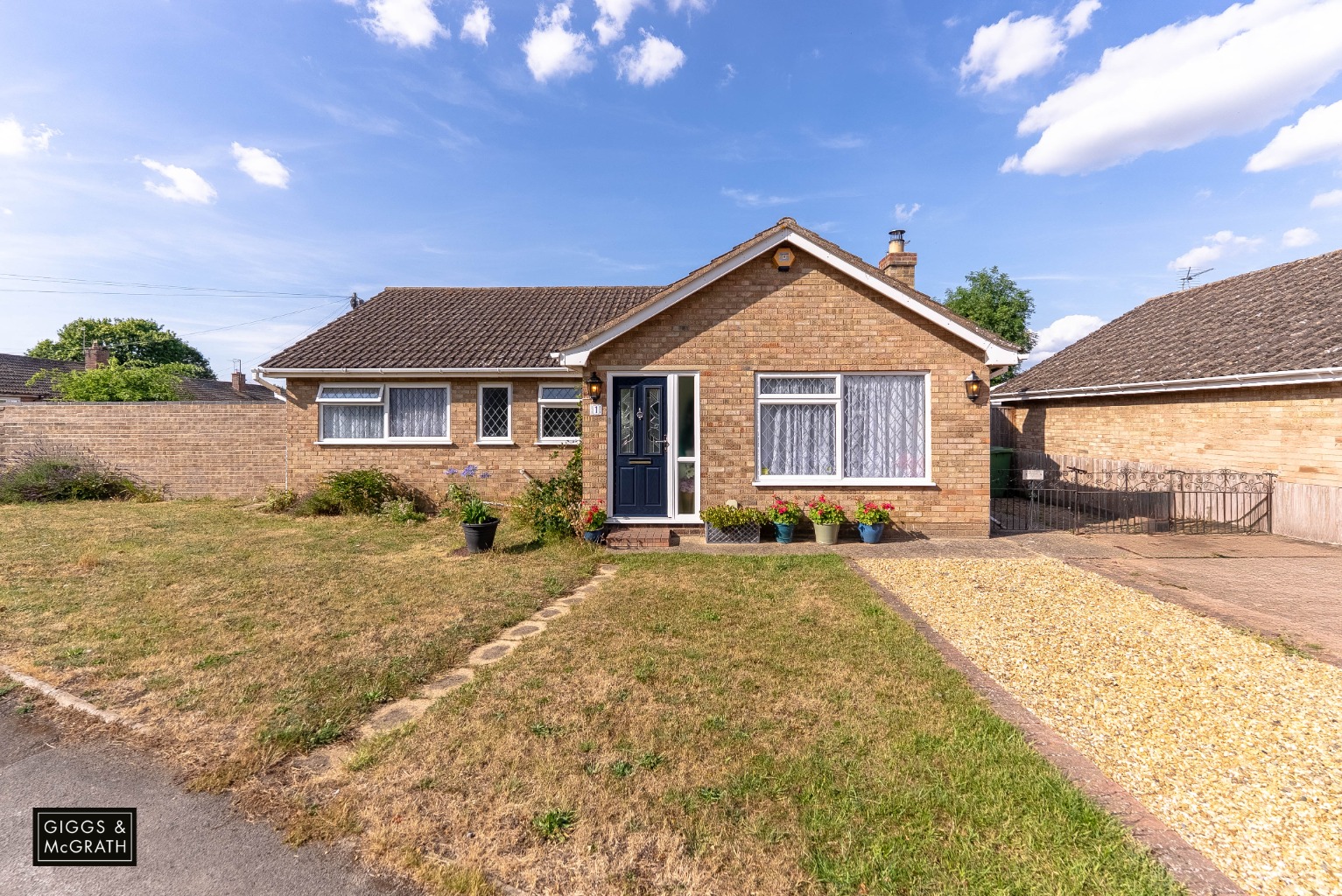 3 bed detached bungalow for sale in Bramley Avenue, Cambridgeshire, PE27