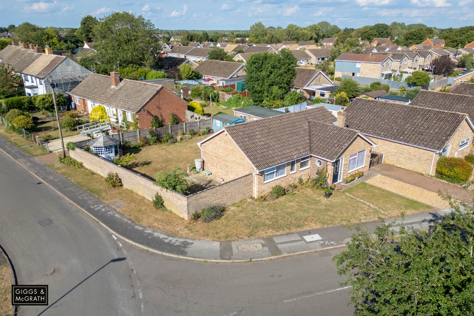 3 bed detached bungalow for sale in Bramley Avenue, Cambridgeshire  - Property Image 6