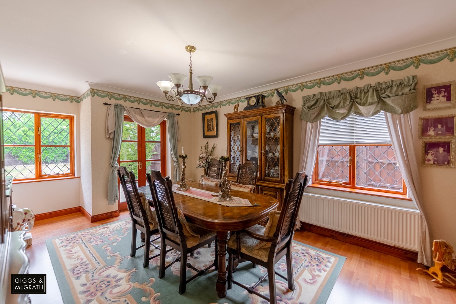 5 bed detached house for sale in North Road, Huntingdon  - Property Image 4