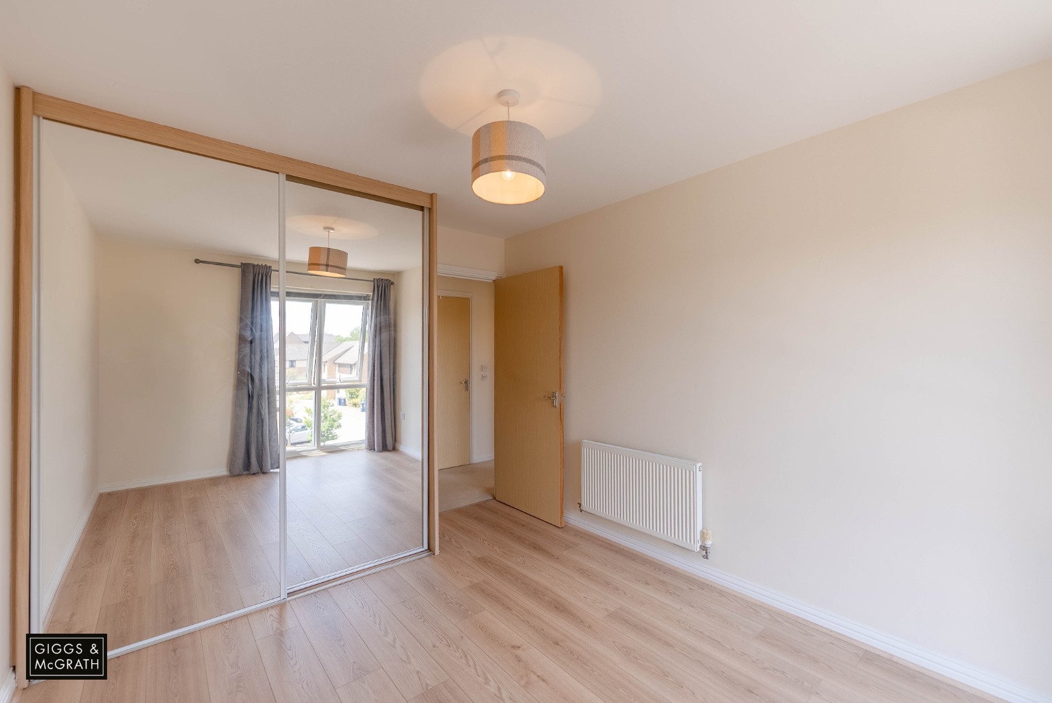 2 bed flat for sale in Dunnock Way, St. Ives  - Property Image 10