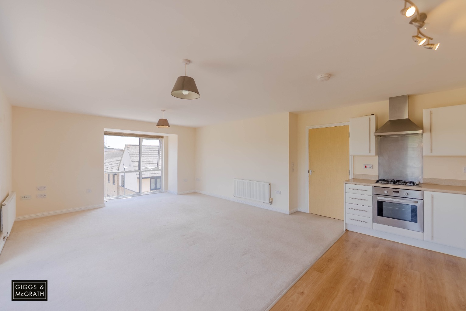 2 bed flat for sale in Dunnock Way, St. Ives 6