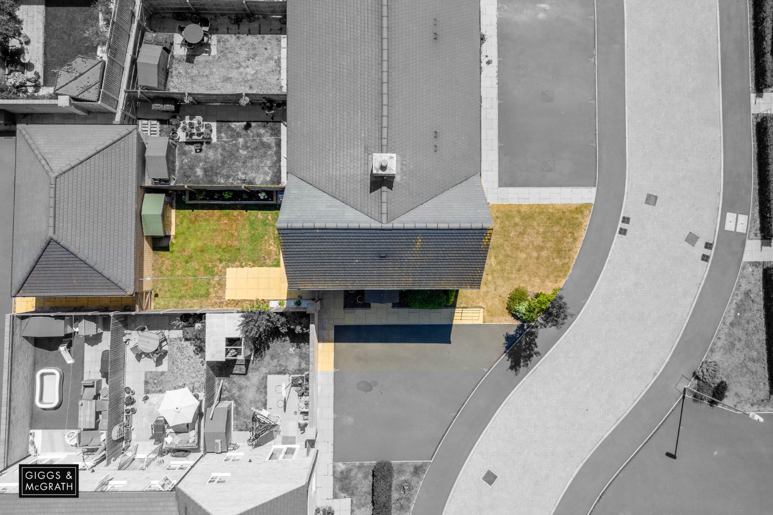 2 bed end of terrace house for sale in Crest Drive, Cambridgeshire  - Property Image 15