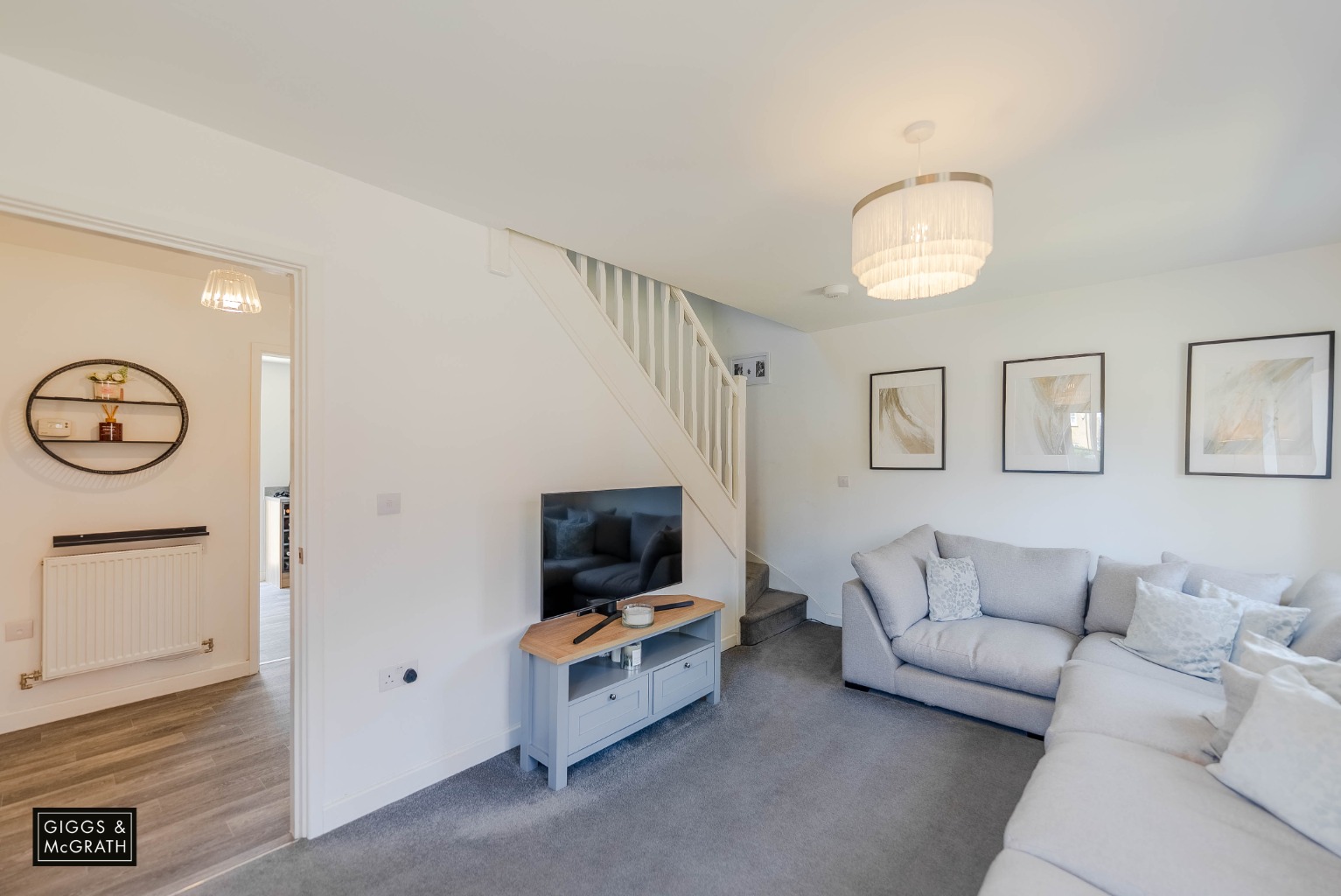 2 bed end of terrace house for sale in Crest Drive, Cambridgeshire 6
