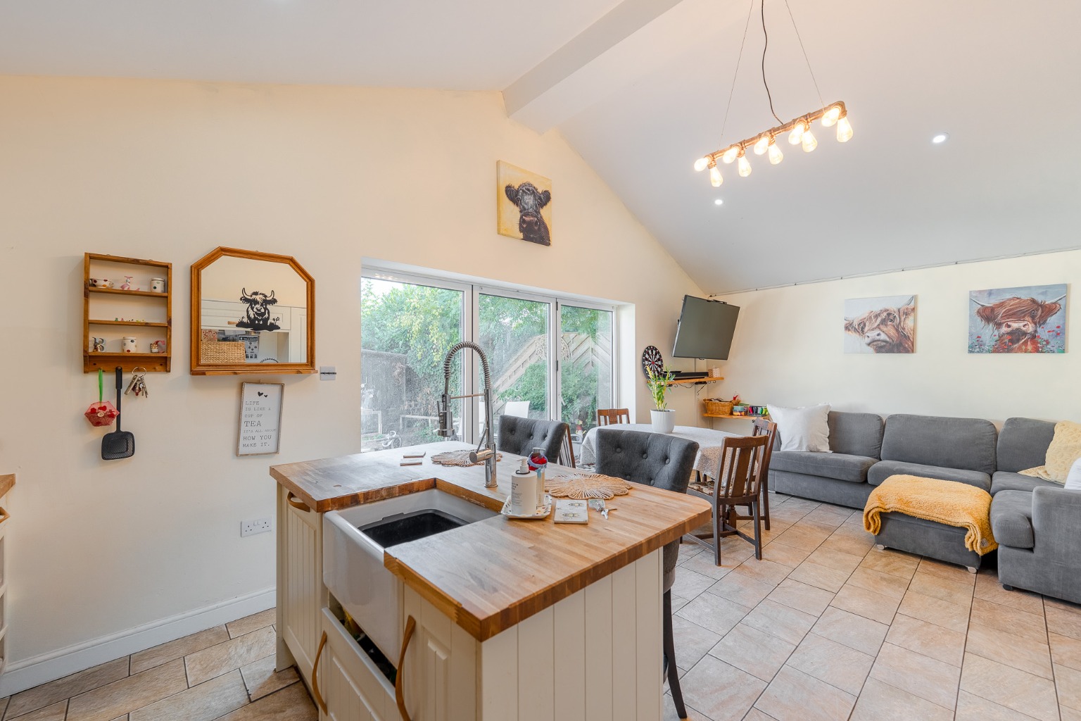 5 bed semi-detached house for sale in Warboys Road, Huntingdon  - Property Image 7