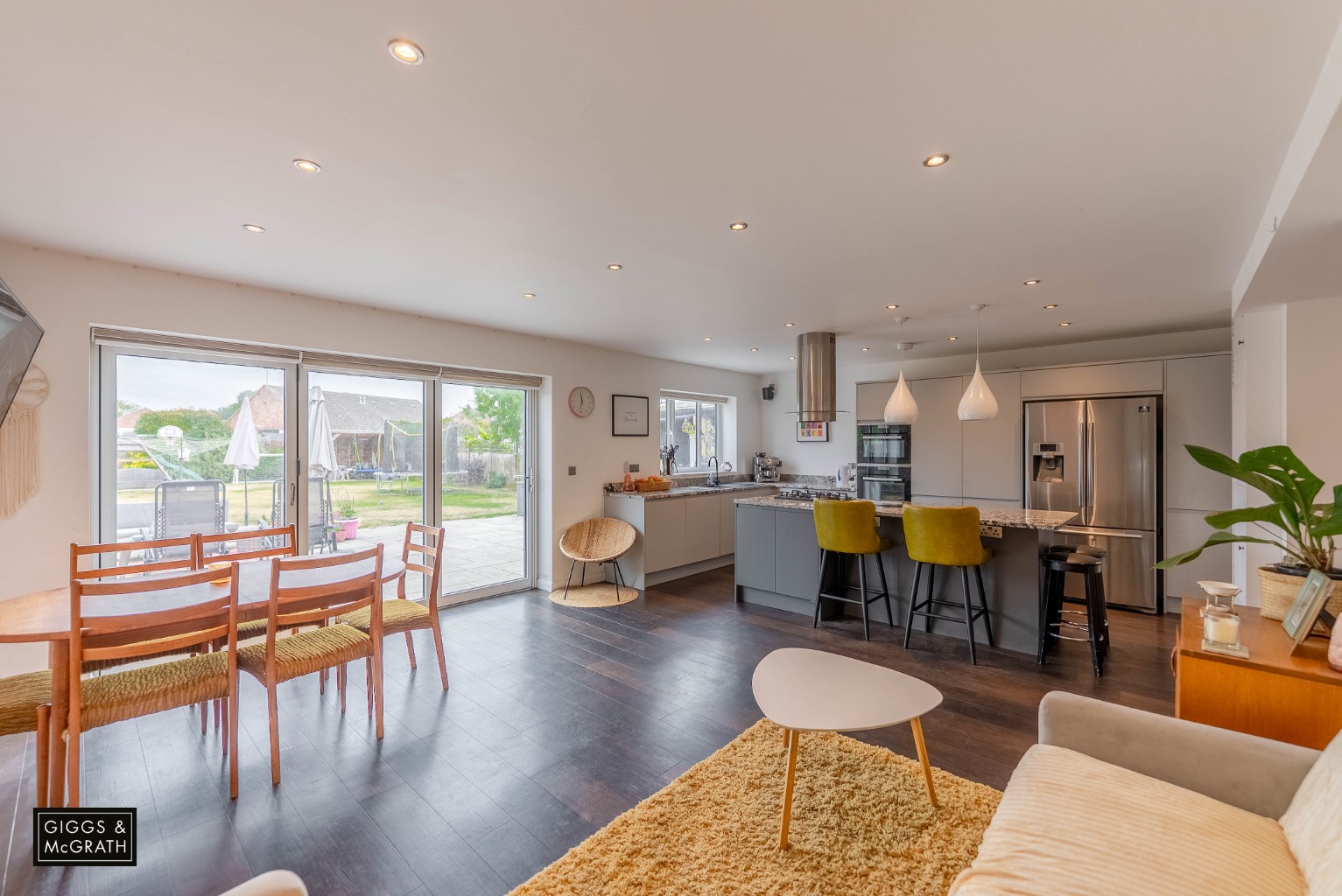 4 bed semi-detached house for sale in Bernard Road, Cambridgeshire  - Property Image 3