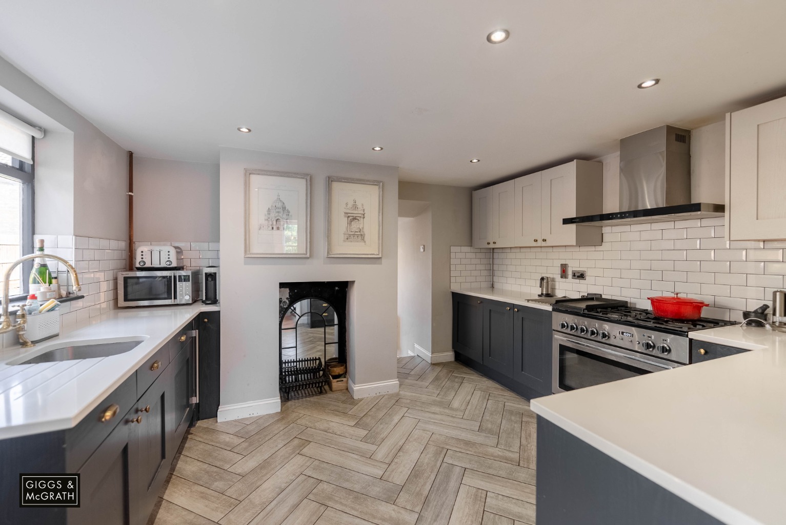 3 bed detached house for sale in High Street, St. Ives 1