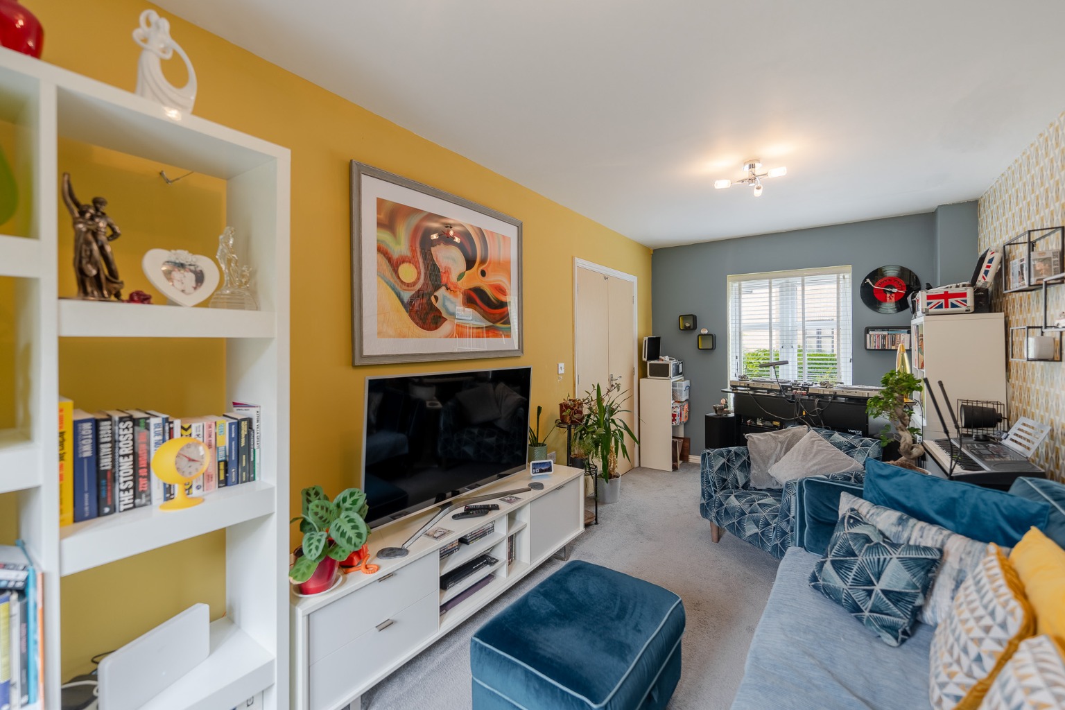 3 bed semi-detached house for sale in Wren Close, St Ives  - Property Image 6