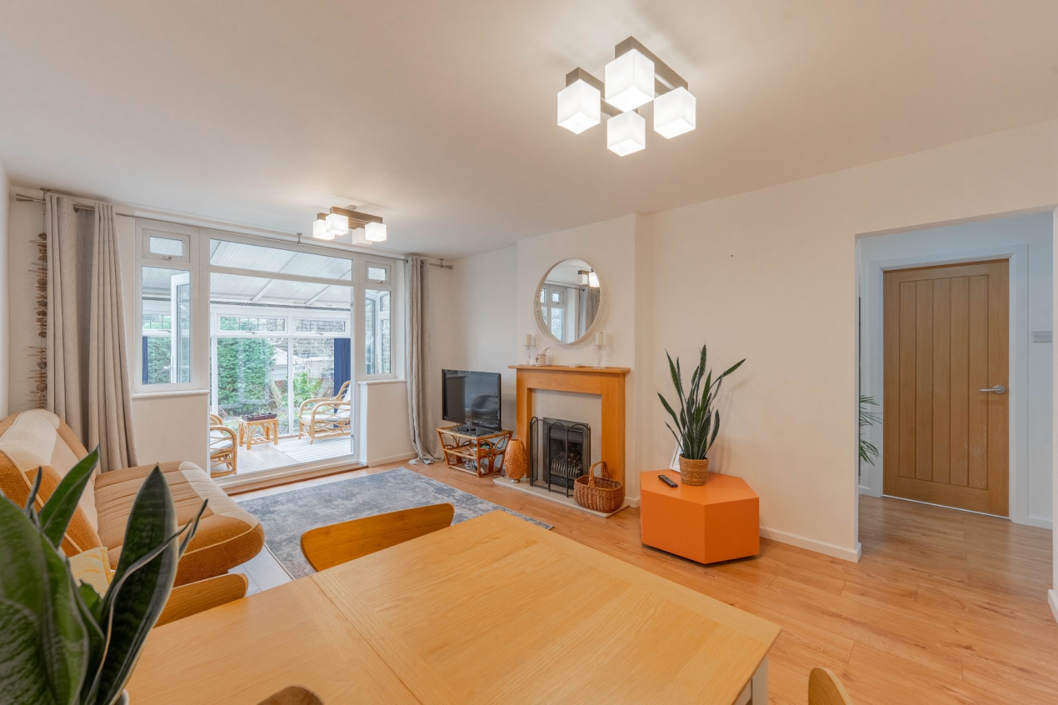 3 bed detached bungalow for sale in Church Road, Cambridgeshire - Property Image 1