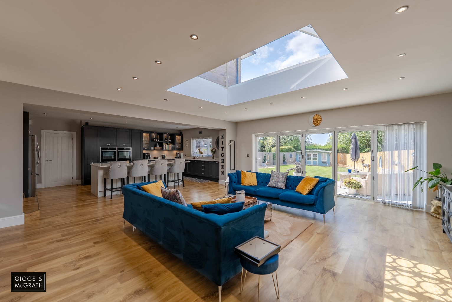 5 bed detached house for sale in Ermine Street, Huntingdon  - Property Image 5