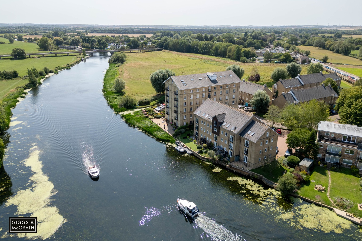 3 bed ground floor flat for sale in The Old Mill, St. Ives  - Property Image 1