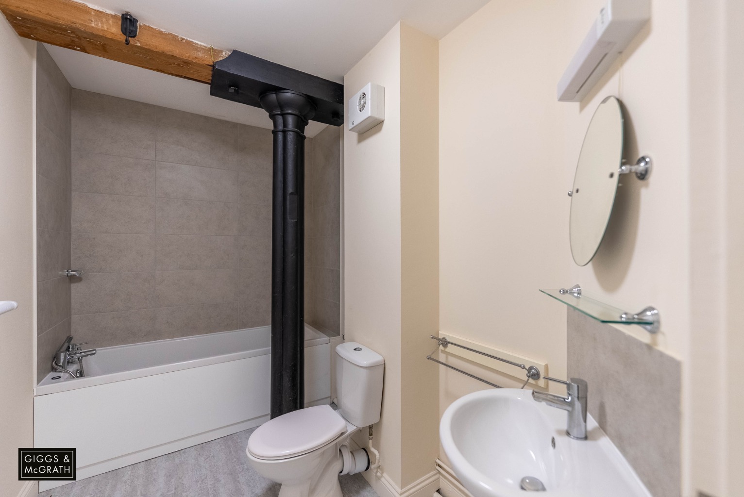 3 bed ground floor flat for sale in The Old Mill, St. Ives  - Property Image 11