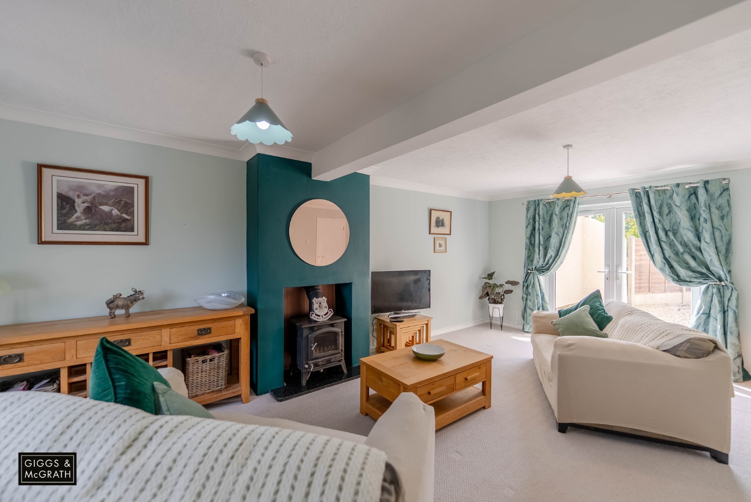 5 bed semi-detached house for sale in Parkhall Road, Huntingdon  - Property Image 3