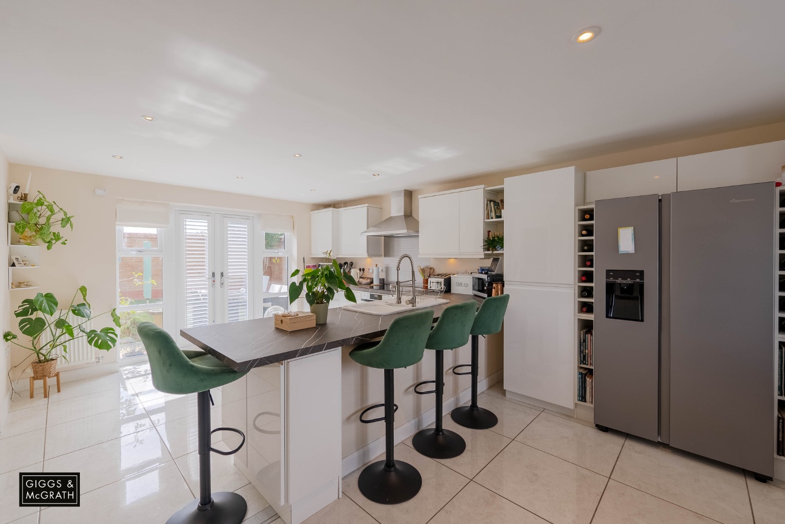 4 bed detached house for sale in Summer's Hill Drive, Cambridge  - Property Image 2