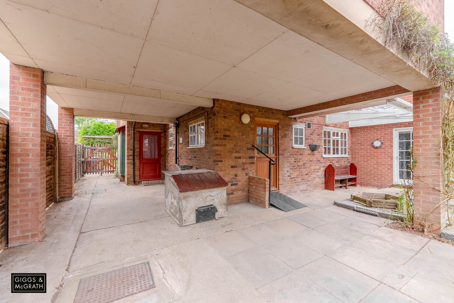 5 bed detached house for sale in Chapel Close, Huntingdon  - Property Image 25