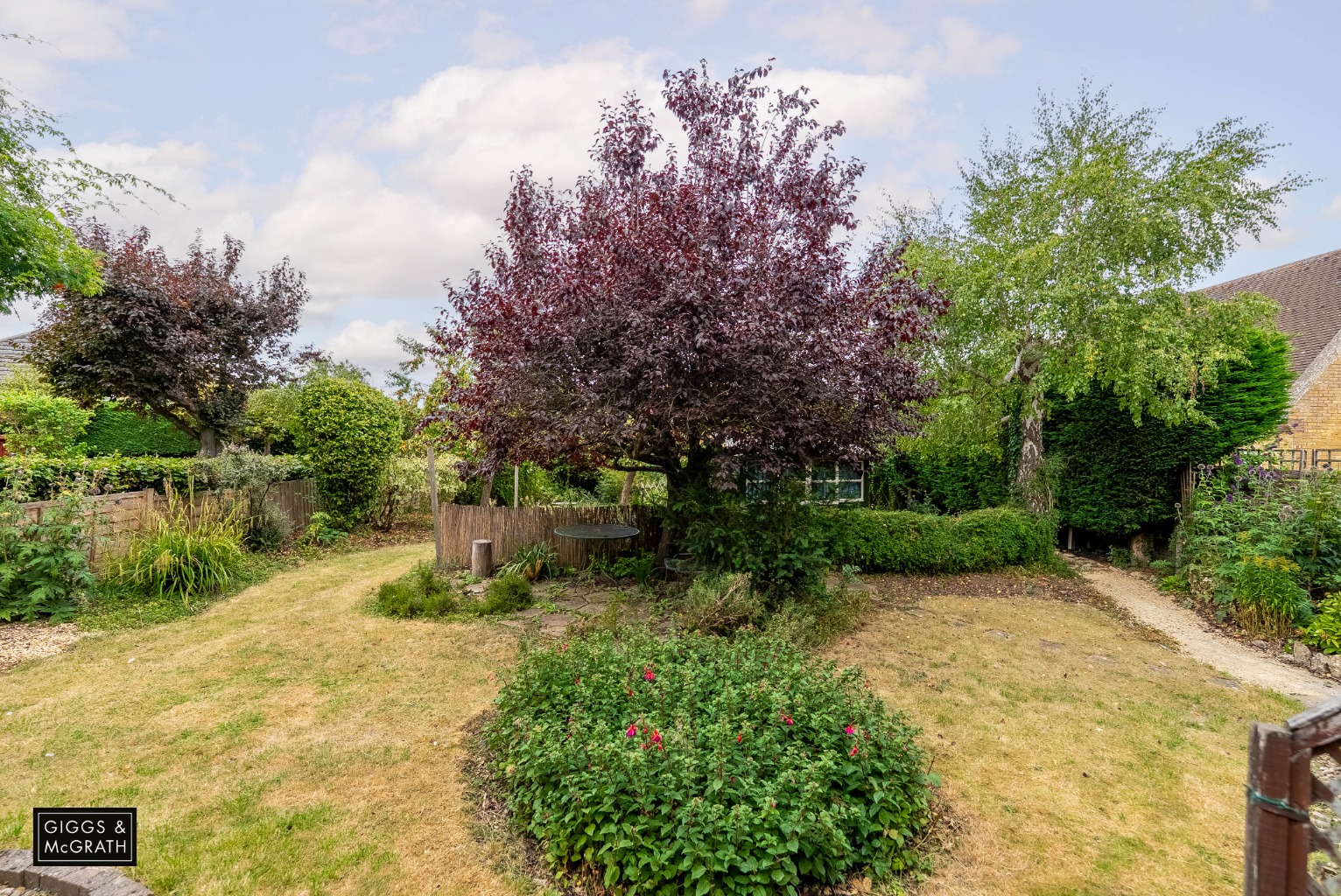 5 bed detached house for sale in Chapel Close, Huntingdon  - Property Image 11