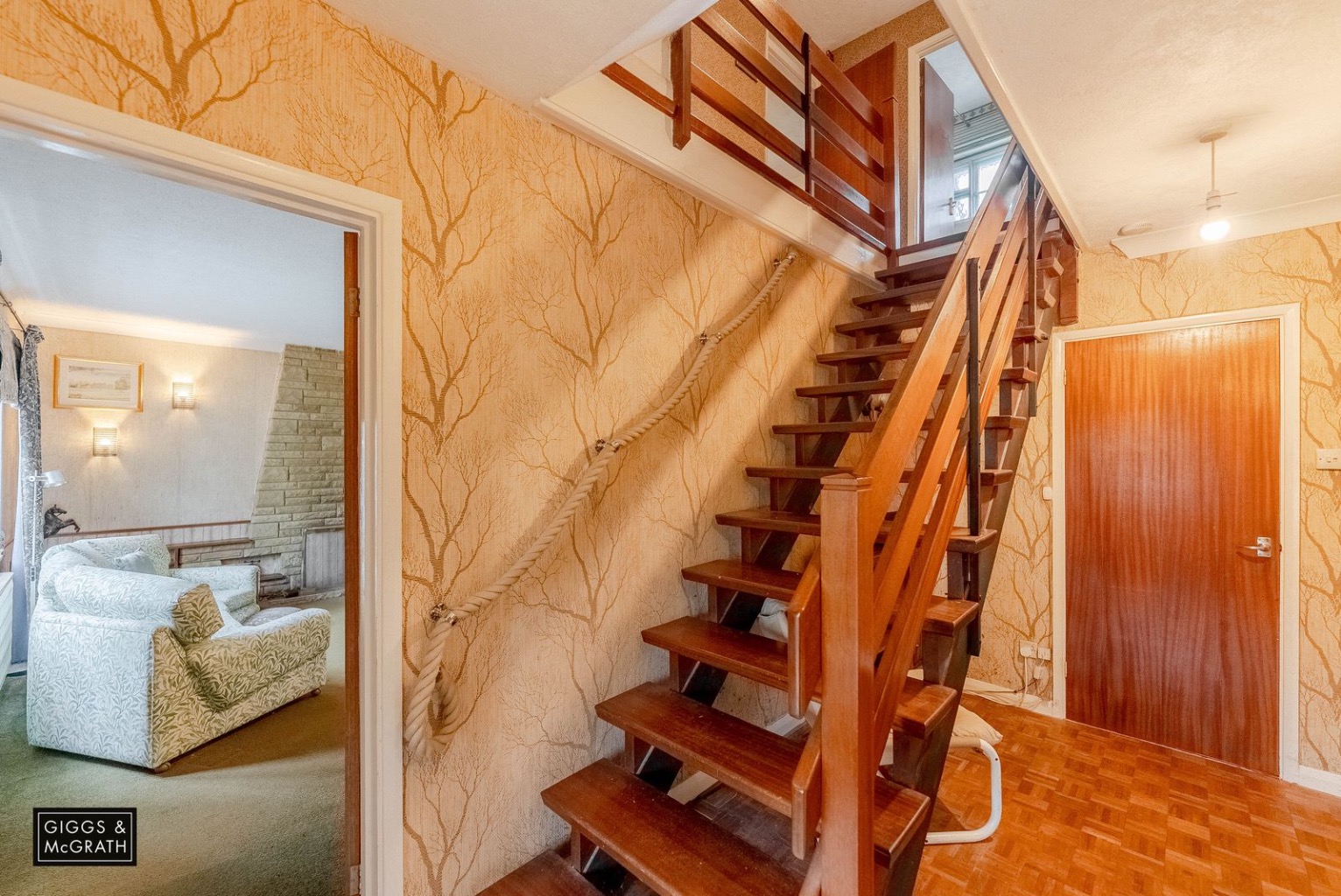 5 bed detached house for sale in Chapel Close, Huntingdon  - Property Image 5