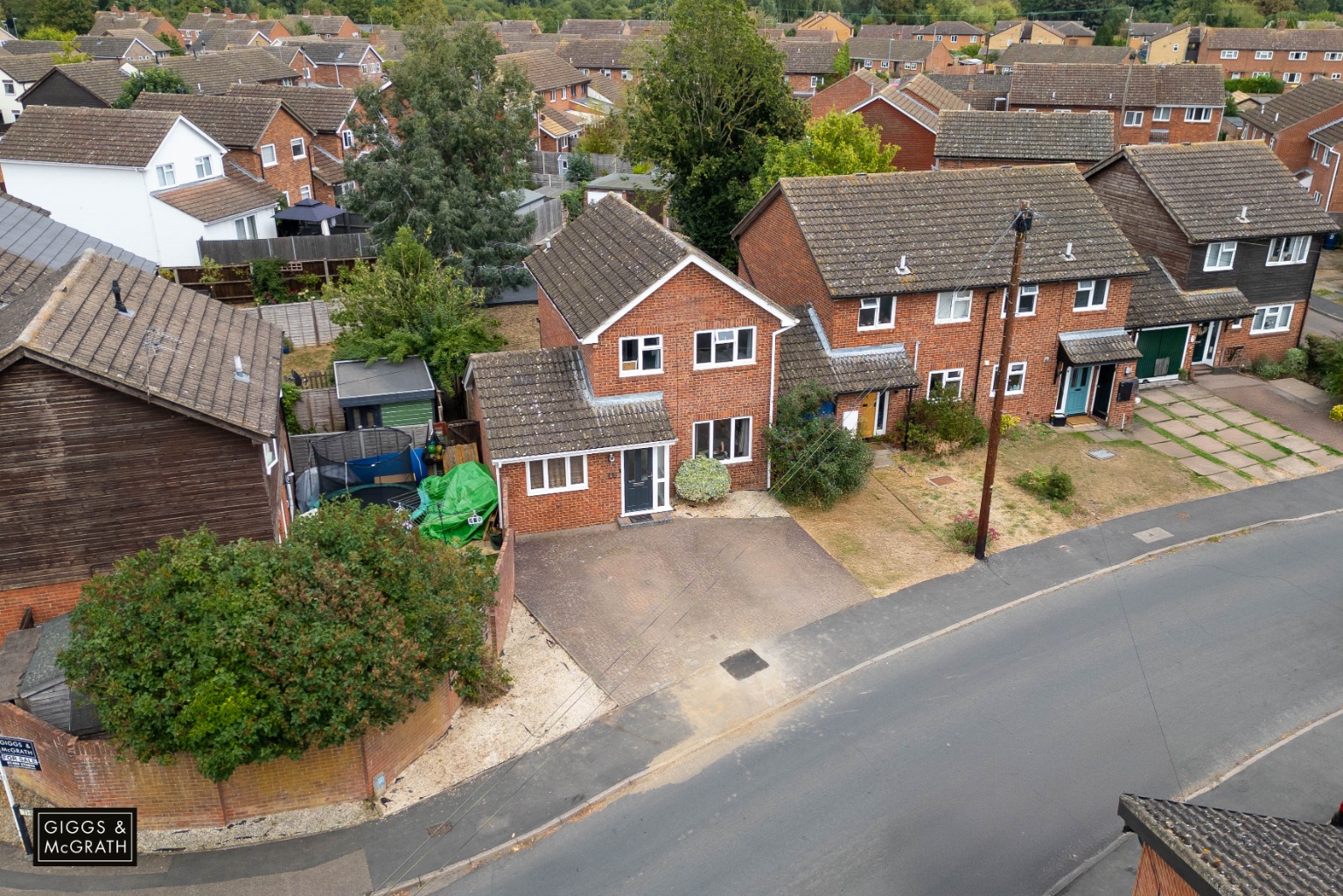 3 bed link detached house for sale in Grange Road, Cambridgeshire  - Property Image 1