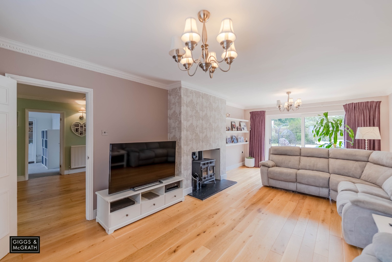 5 bed detached house for sale in High Street, Huntingdon 6