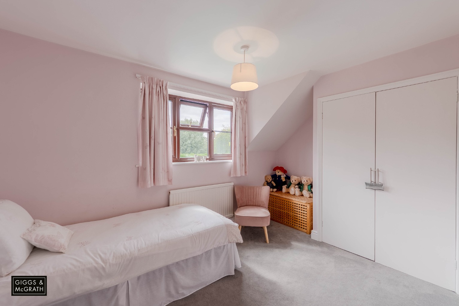 5 bed detached house for sale in High Street, Huntingdon  - Property Image 16