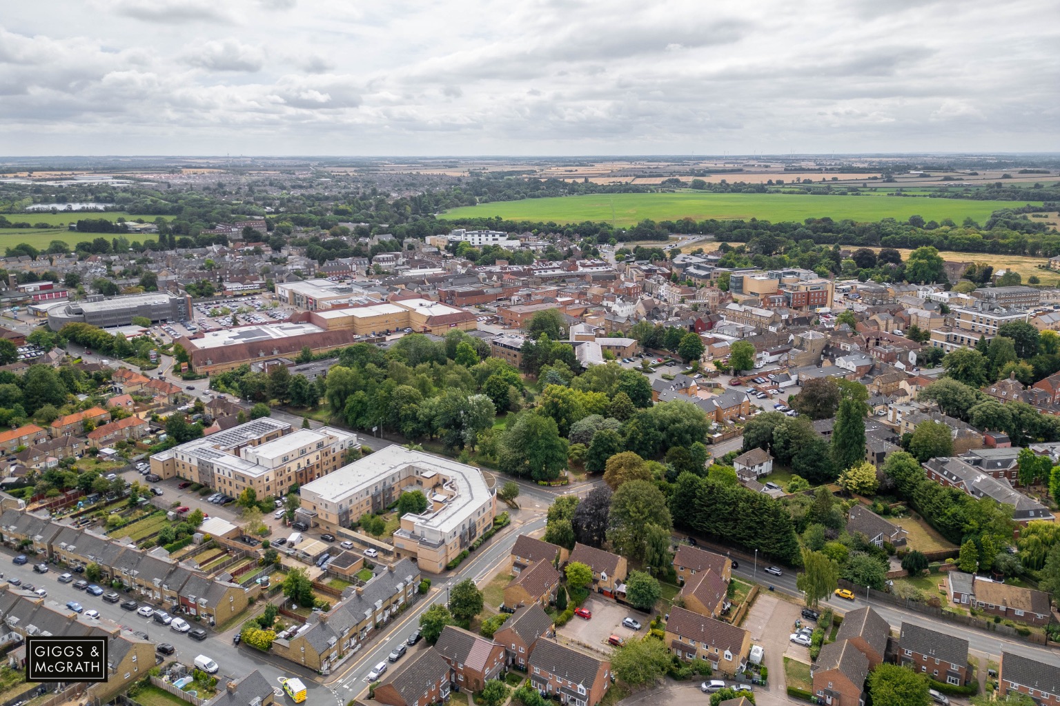 1 bed terraced house for sale in Ashton Gardens, Huntingdon 10