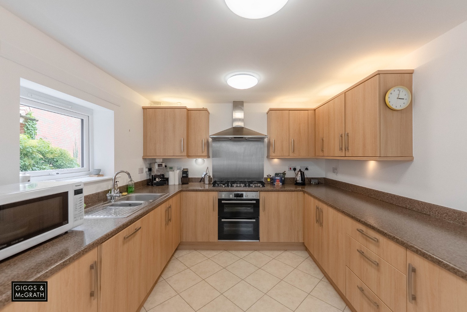 4 bed detached house for sale in Green Walk, Cambridgeshire  - Property Image 2