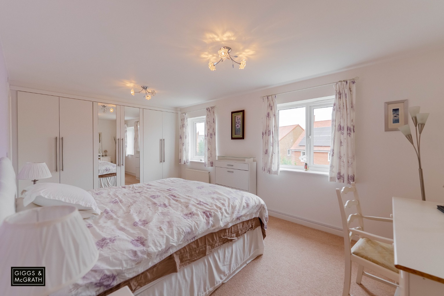 4 bed detached house for sale in Green Walk, Cambridgeshire  - Property Image 13