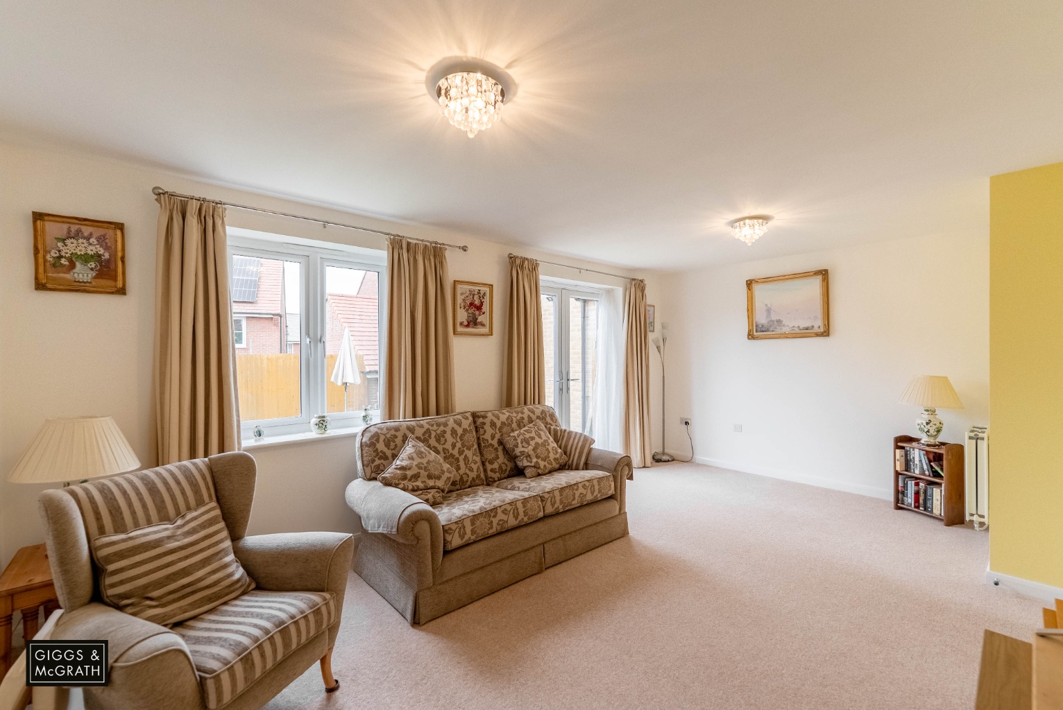 4 bed detached house for sale in Green Walk, Cambridgeshire  - Property Image 3