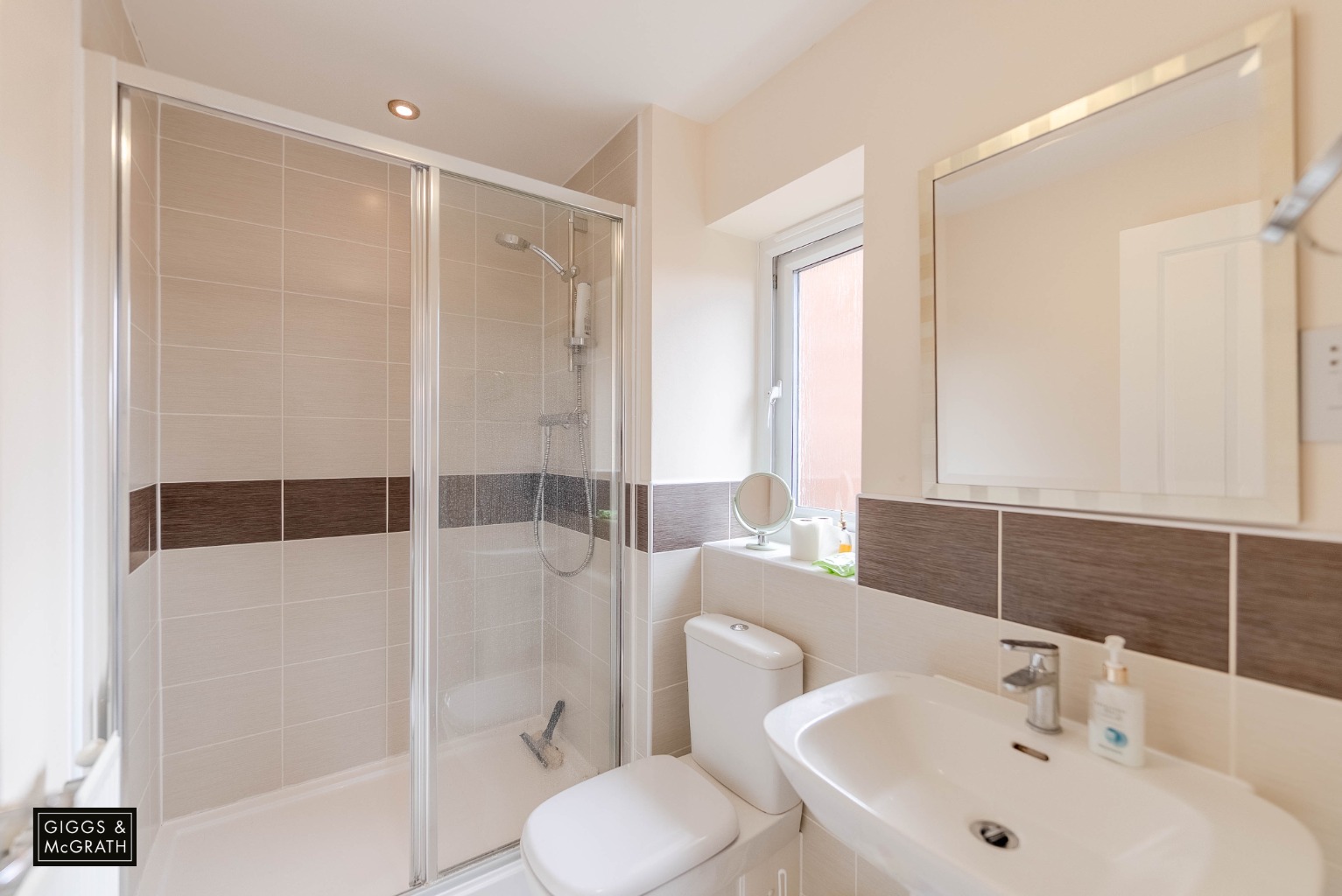 4 bed detached house for sale in Green Walk, Cambridgeshire  - Property Image 14