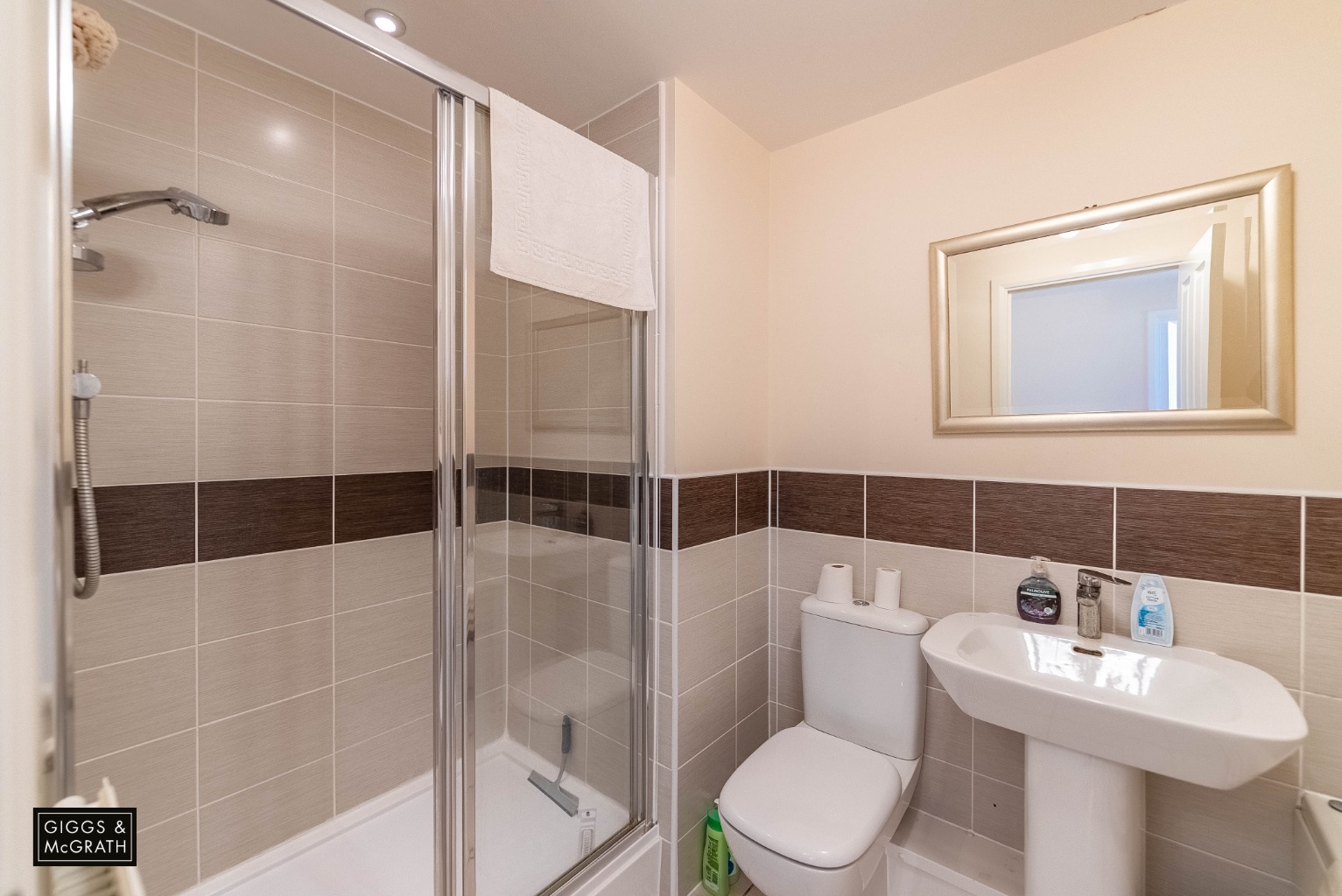 4 bed detached house for sale in Green Walk, Cambridgeshire  - Property Image 17