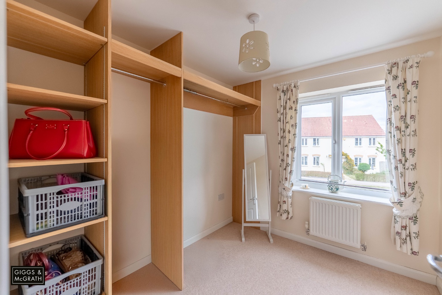 4 bed detached house for sale in Green Walk, Cambridgeshire  - Property Image 19