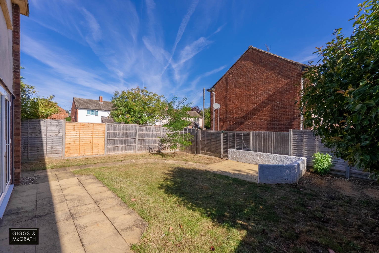 3 bed end of terrace house for sale in Bedford Avenue, Cambridgeshire  - Property Image 16