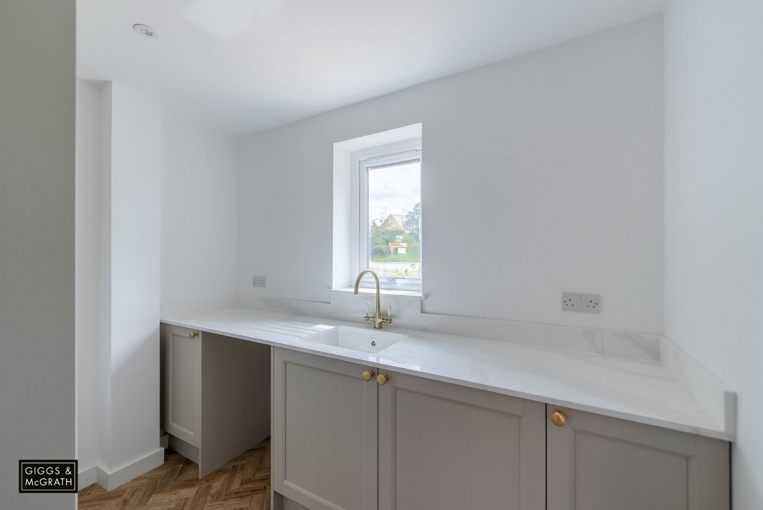 4 bed detached house for sale in Thrapston Road, Huntingdon 12