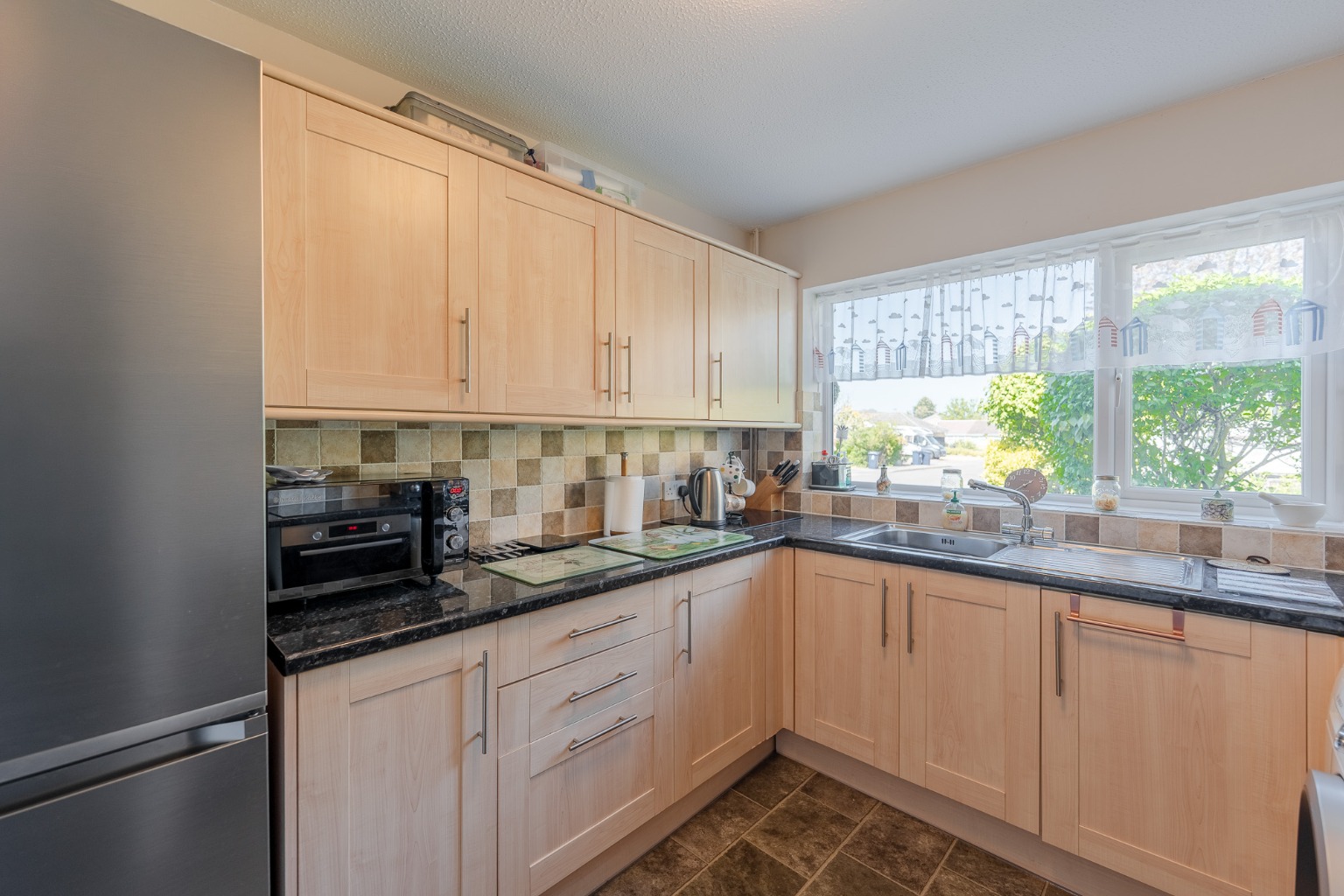 3 bed semi-detached house for sale in Bramley Avenue, Cambridgeshire 6