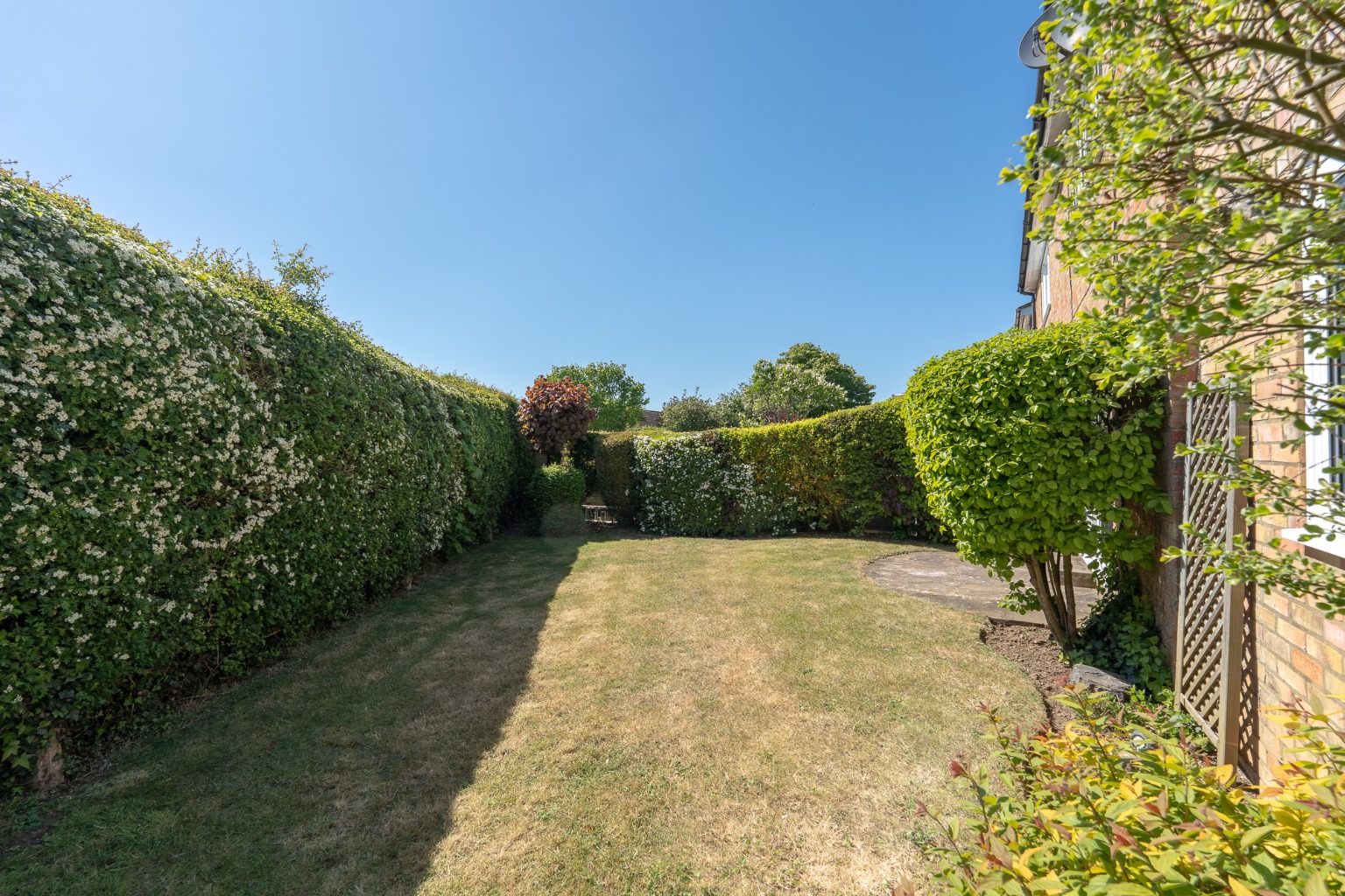 3 bed semi-detached house for sale in Bramley Avenue, Cambridgeshire  - Property Image 16