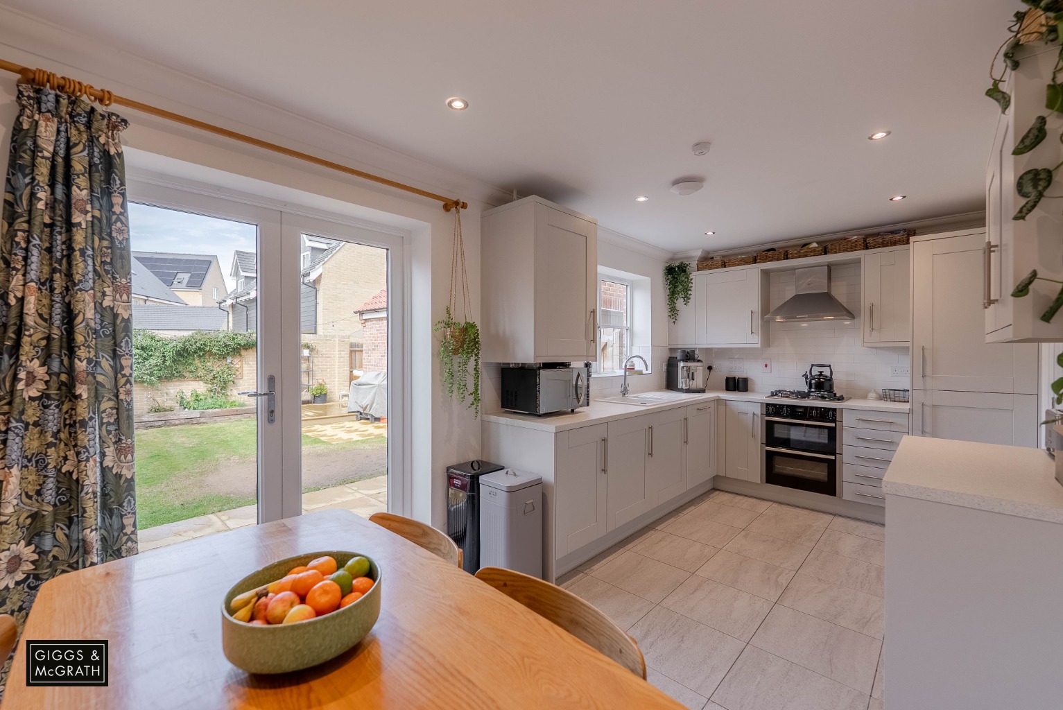 3 bed link detached house for sale in Senliz Road, Cambridgeshire  - Property Image 2