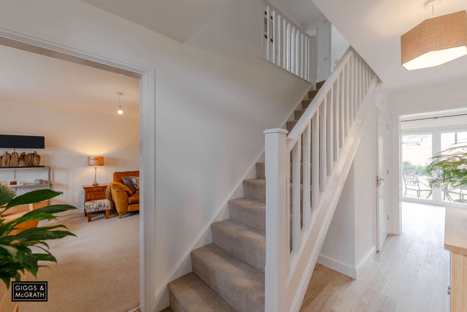 4 bed detached house for sale in Woodward Close, Cambridgeshire  - Property Image 10