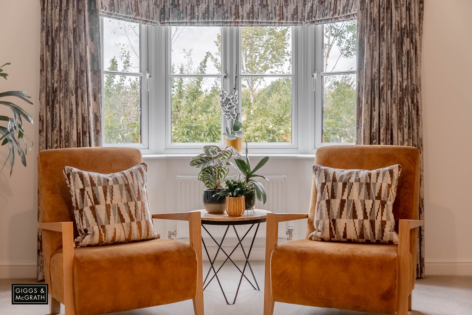 4 bed detached house for sale in Woodward Close, Cambridgeshire 6