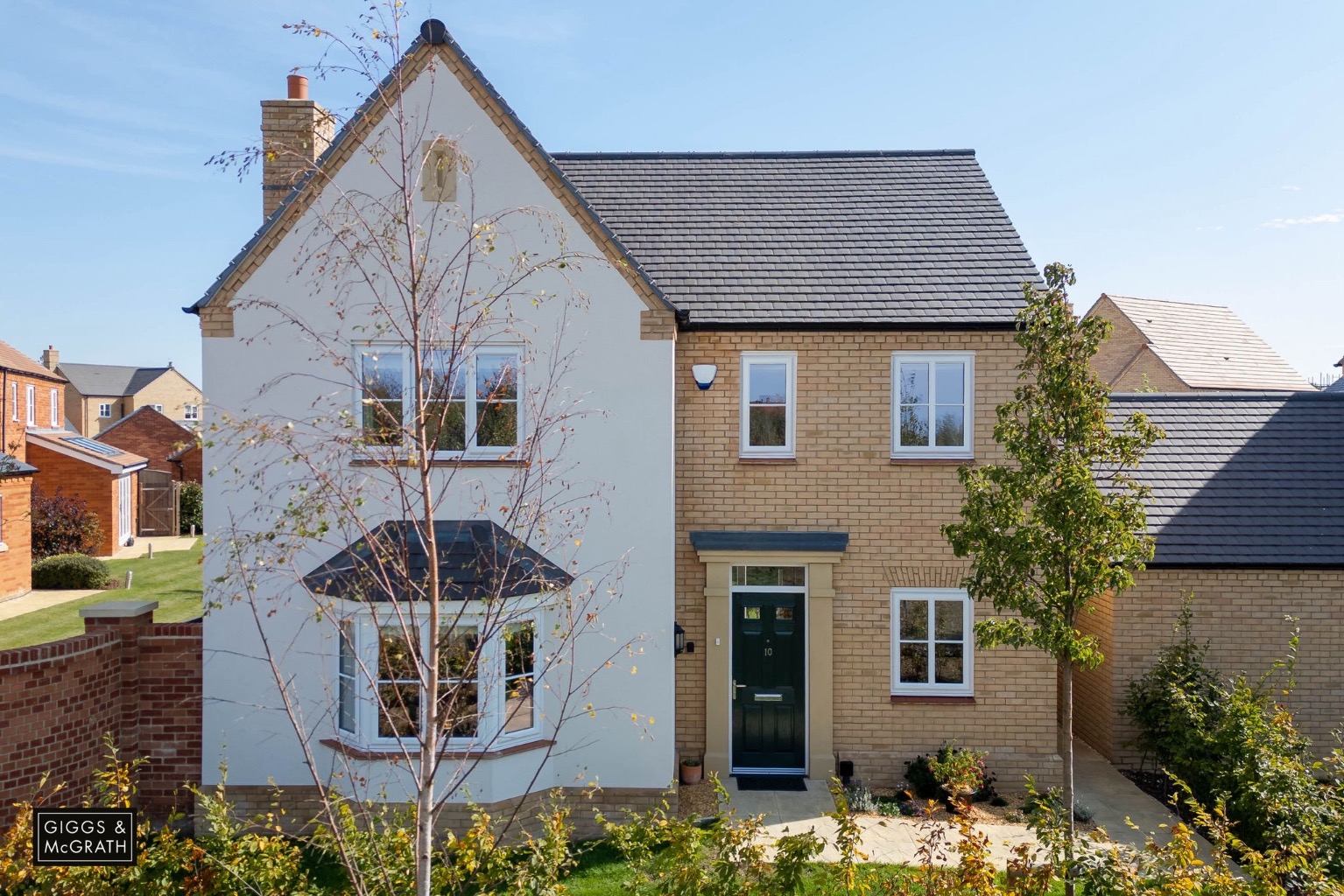 4 bed detached house for sale in Woodward Close, Cambridgeshire  - Property Image 1