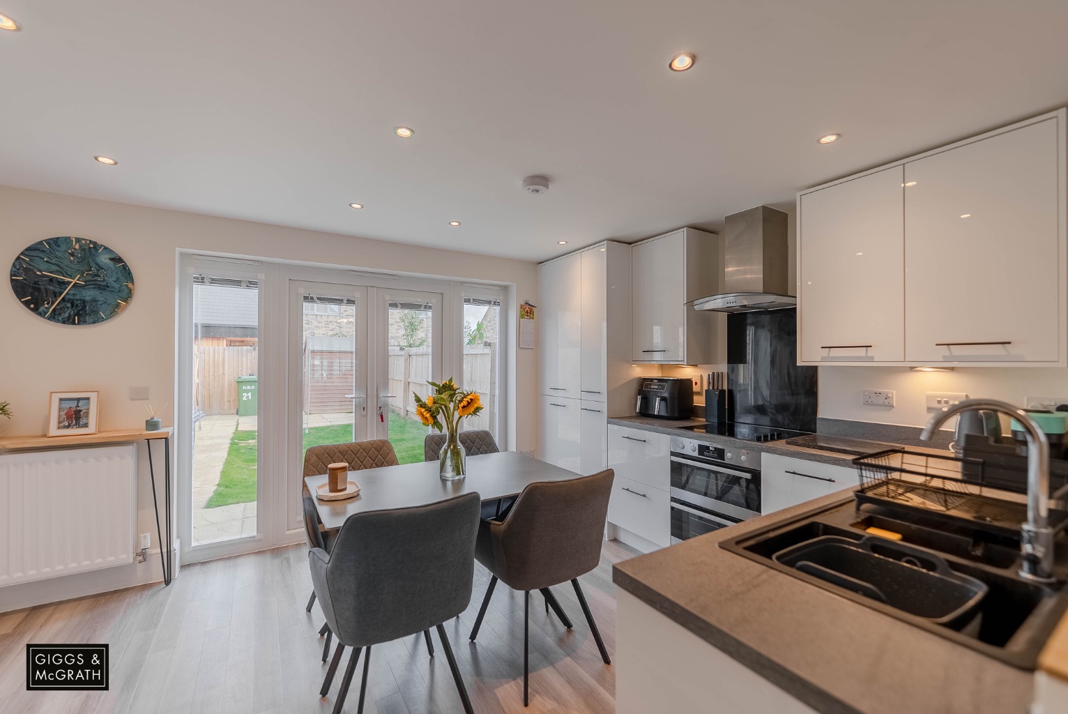 2 bed terraced house for sale in Alconbury Weald, Cambridgeshire  - Property Image 4