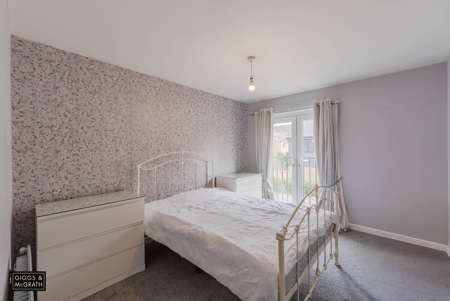 4 bed detached house for sale in Stokes Drive, Cambridgeshire  - Property Image 8