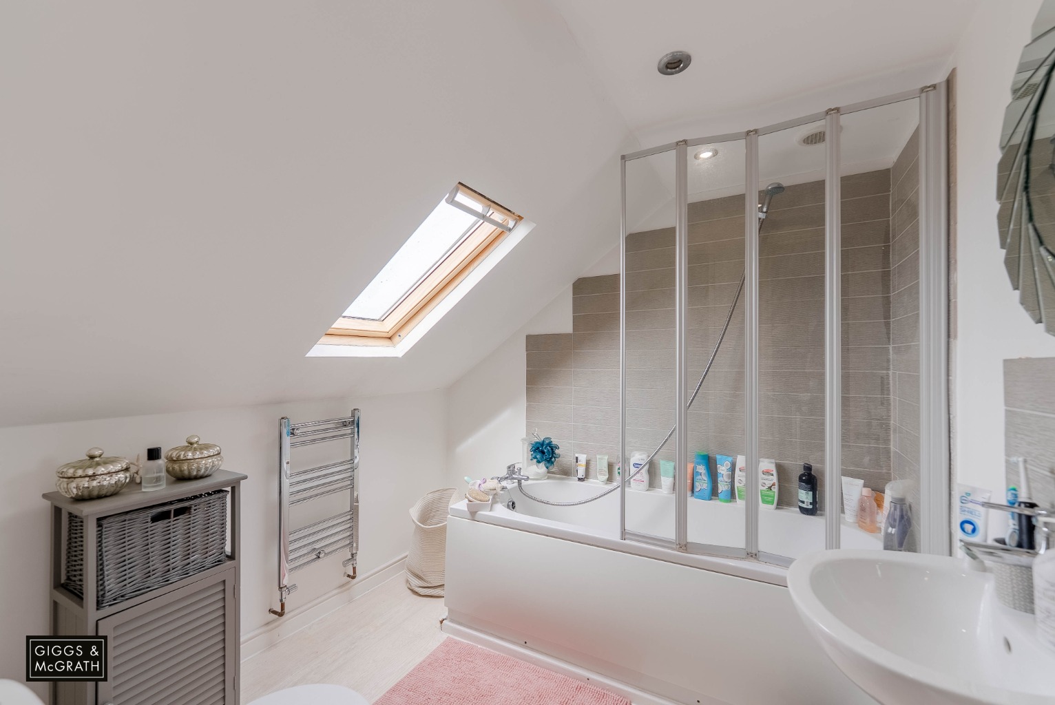 4 bed detached house for sale in Stokes Drive, Cambridgeshire  - Property Image 17