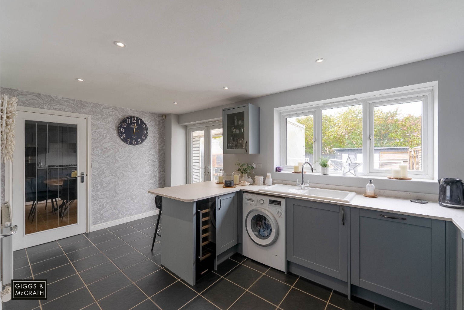 4 bed detached house for sale in Stokes Drive, Cambridgeshire 6
