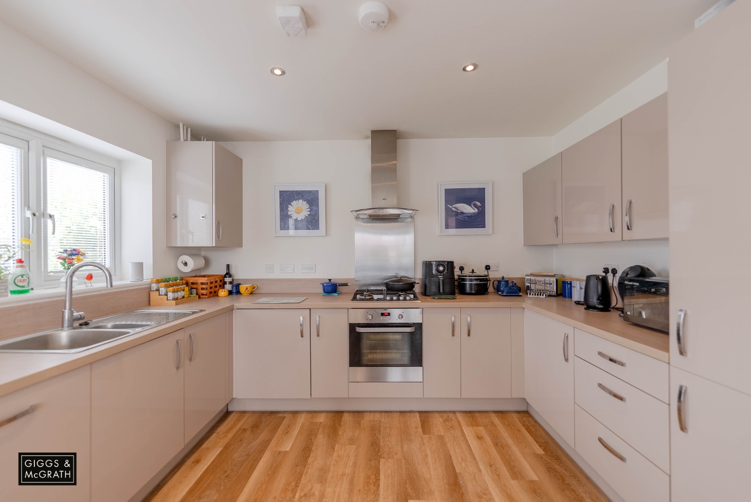 3 bed detached house for sale in Walston Way, Huntingdon  - Property Image 5