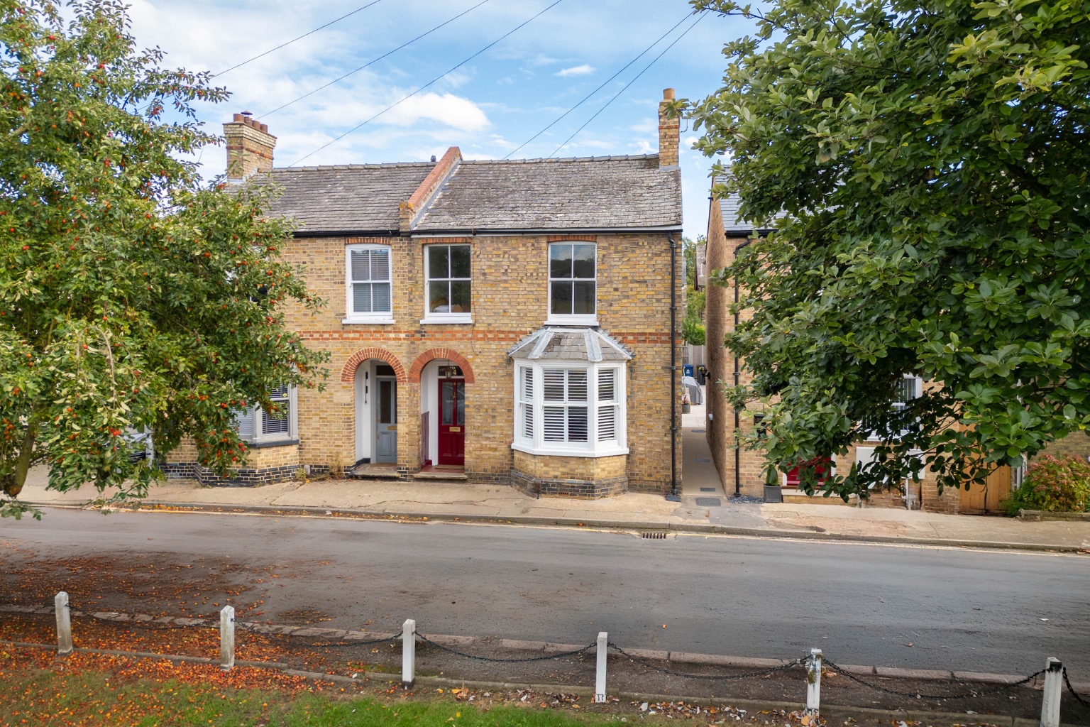 2 bed semi-detached house for sale in Victoria Square, Huntingdon, PE29