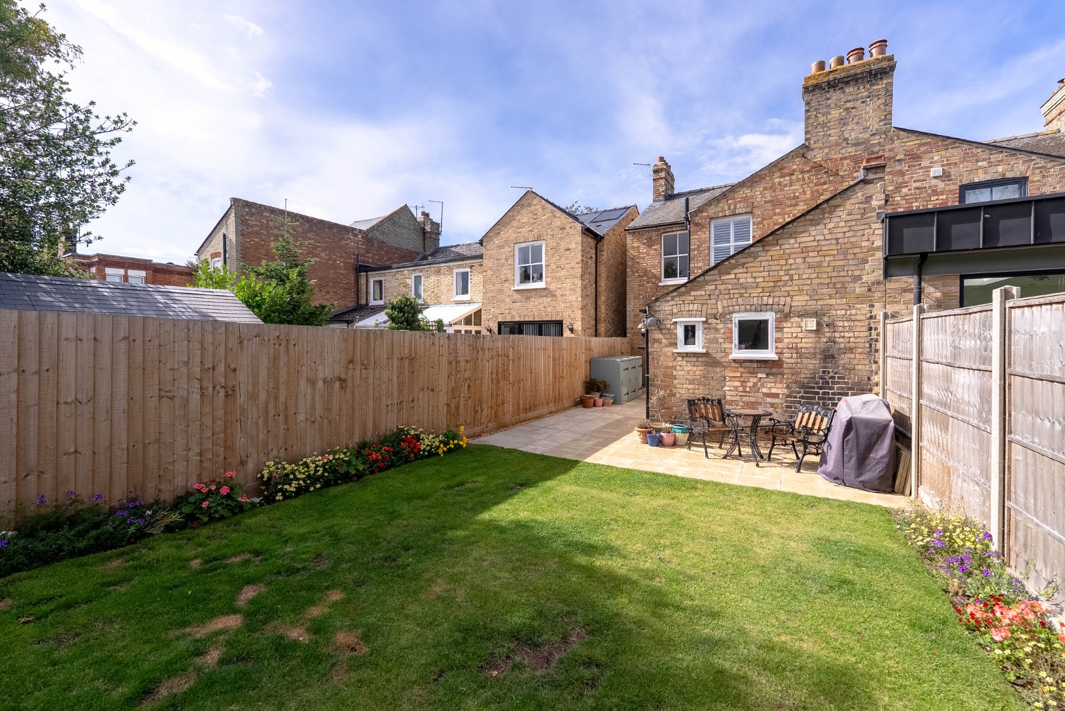 2 bed semi-detached house for sale in Victoria Square, Huntingdon  - Property Image 23