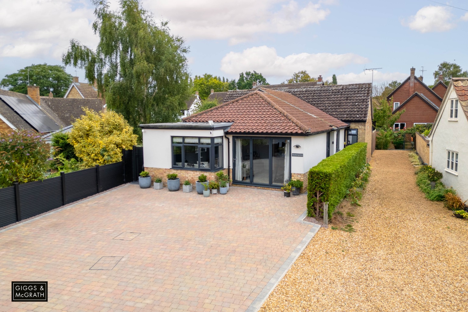 4 bed detached bungalow for sale in Potton Road, Huntingdon - Property Image 1
