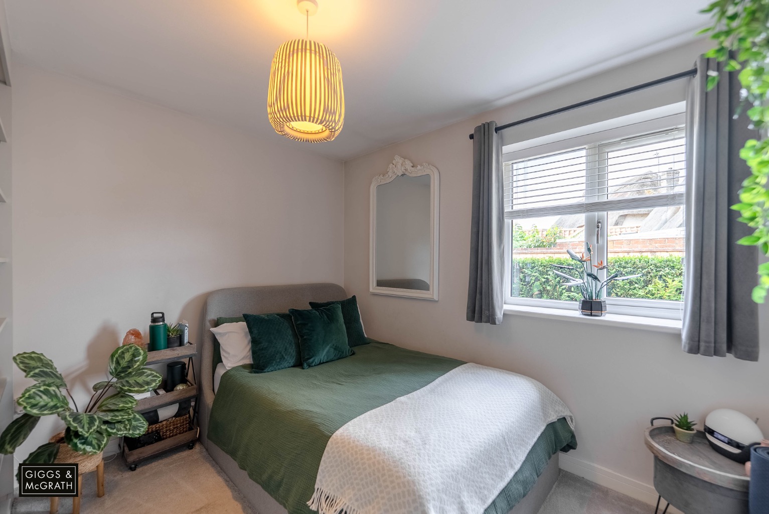 4 bed detached bungalow for sale in Potton Road, Huntingdon  - Property Image 13