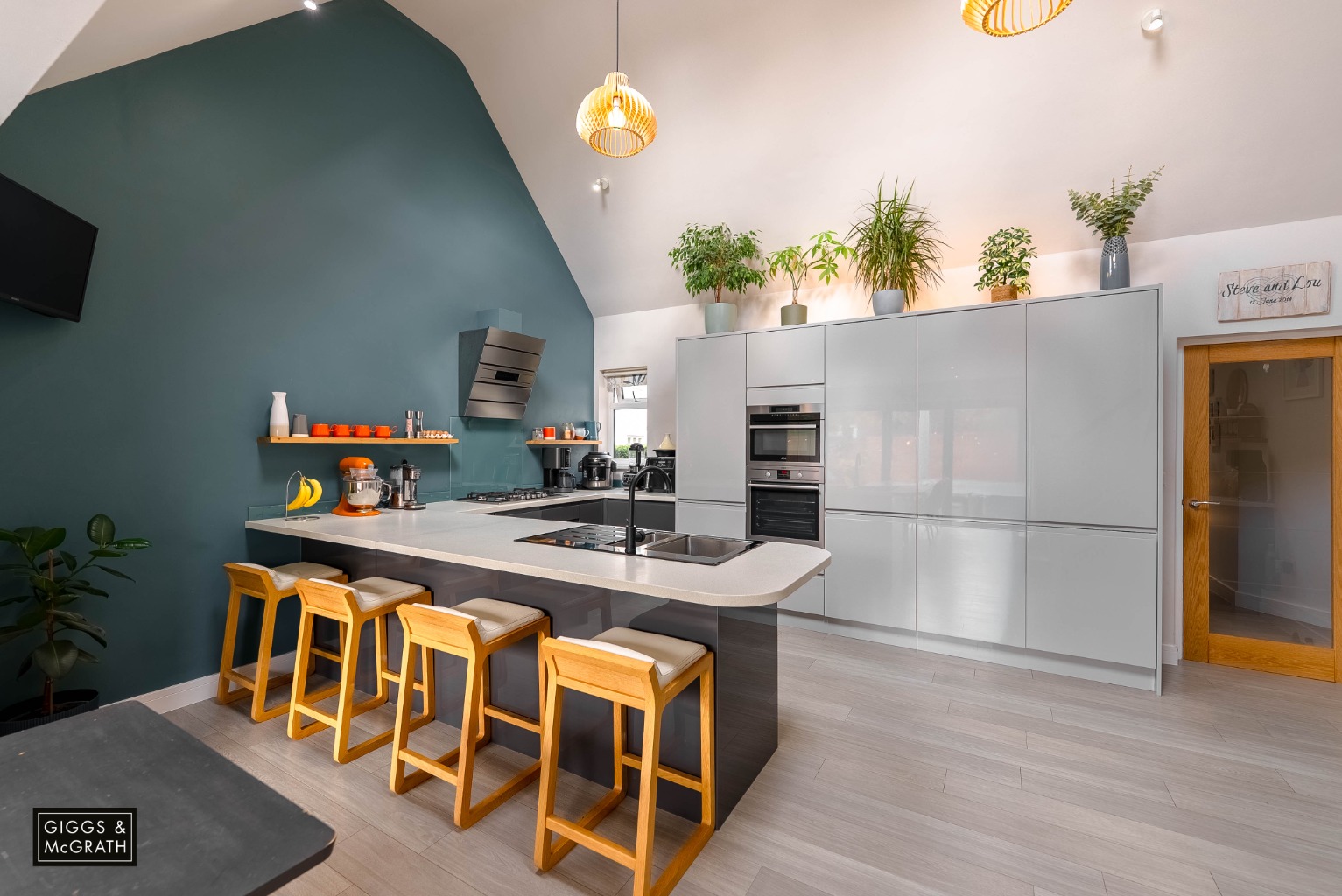 4 bed detached bungalow for sale in Potton Road, Huntingdon  - Property Image 6