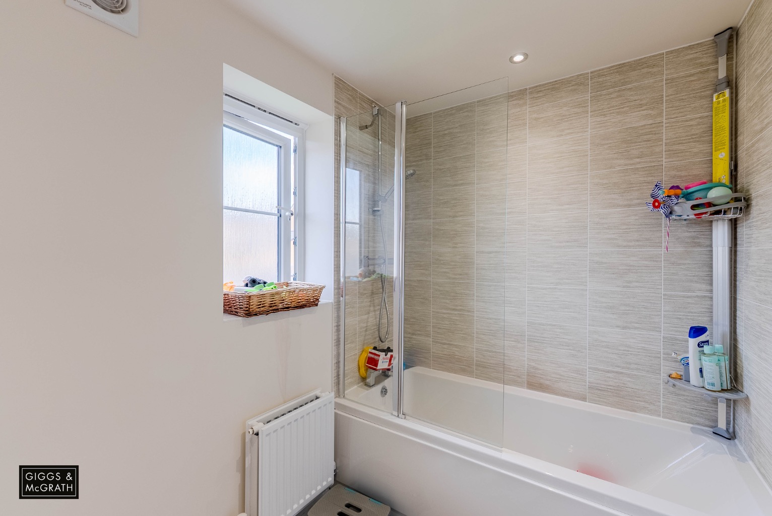 5 bed detached house for sale in Cobbler Drive, Huntingdon  - Property Image 16